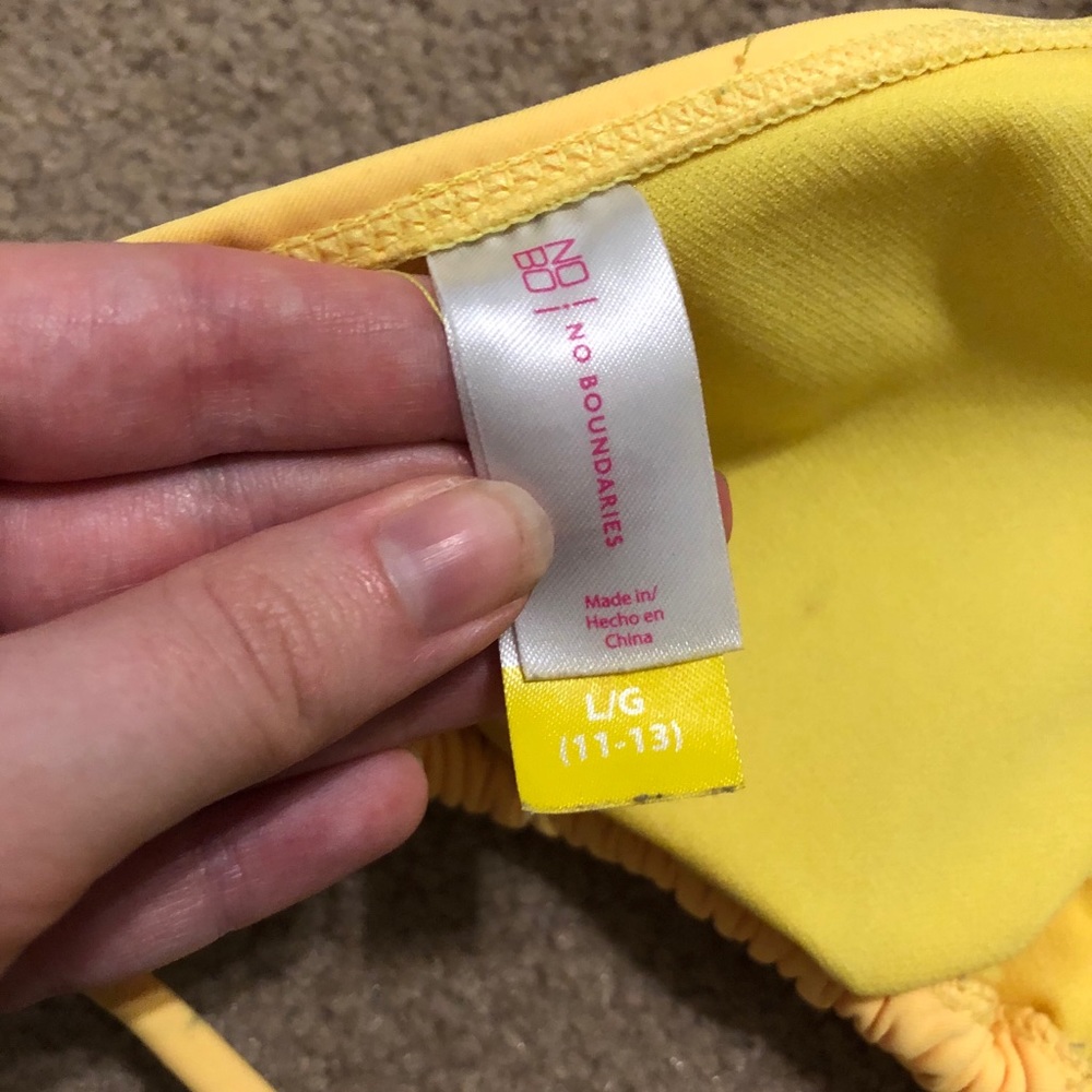 Yellow bikini top - Picture 3 of 3